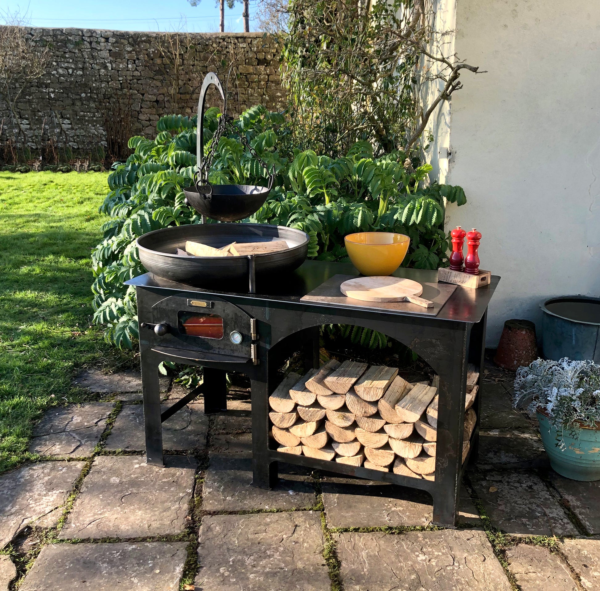 Complete Outdoor Kitchen Fire Pit (7705960480961)