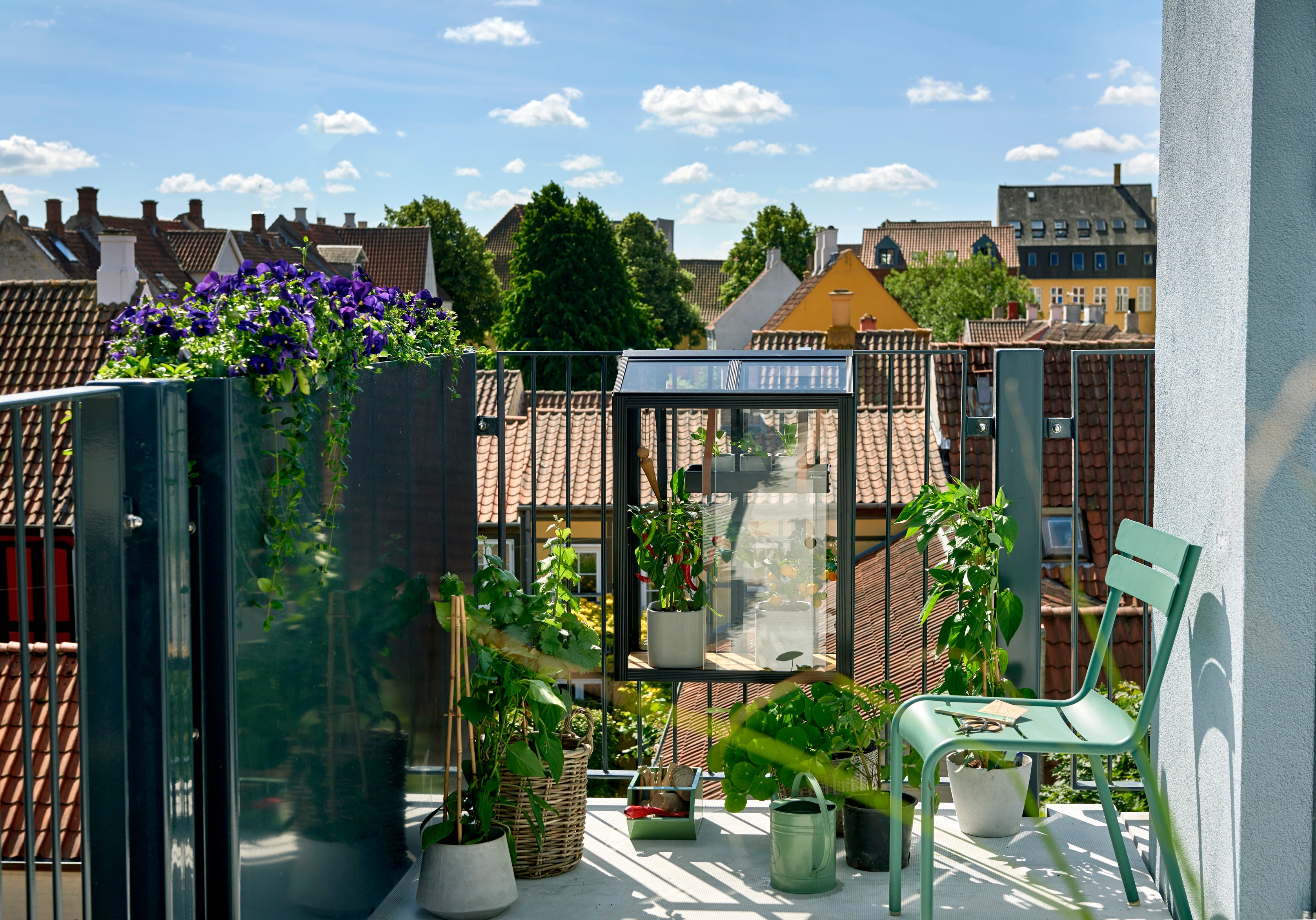 Juliana Balcony Greenhouse