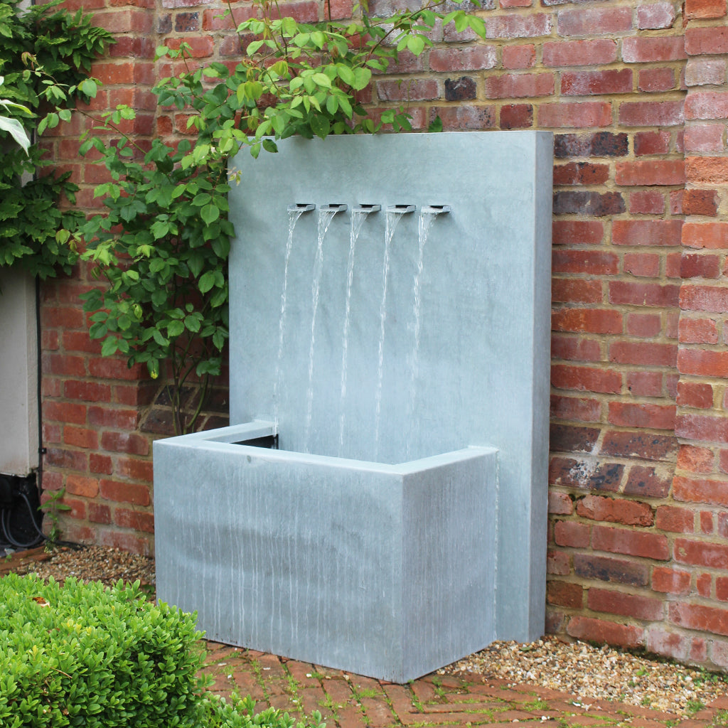 Veneto Water Fountain (10172566536385)