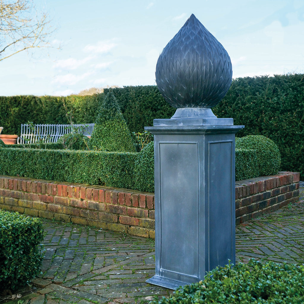 English Galvanised Steel Pedestal (10191461384385)