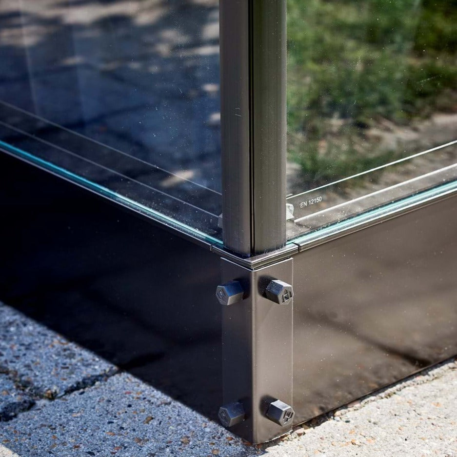 Halls Qube Greenhouse (6189169082561)