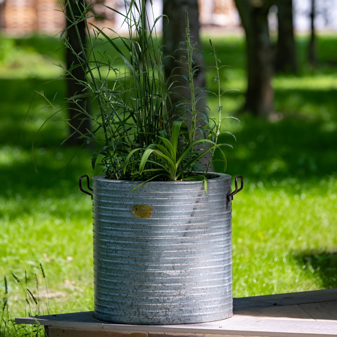 Burnham Planter (7564903383233)