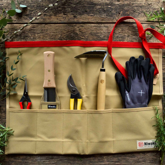Niwaki 'Tooled Up Roll' Gift Set