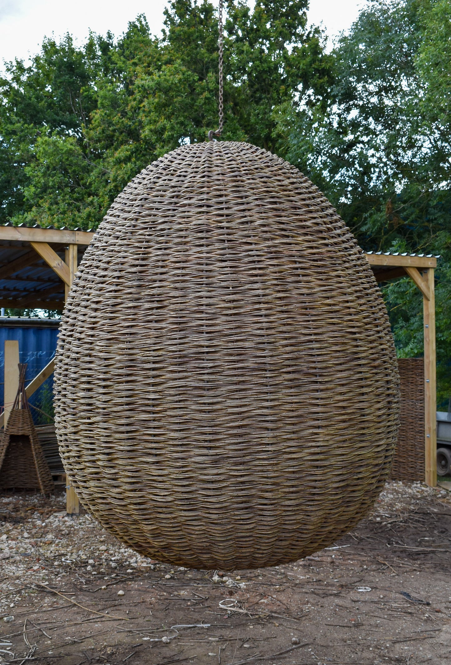 Woven Willow Freestanding Nest Pod (15065105236353)