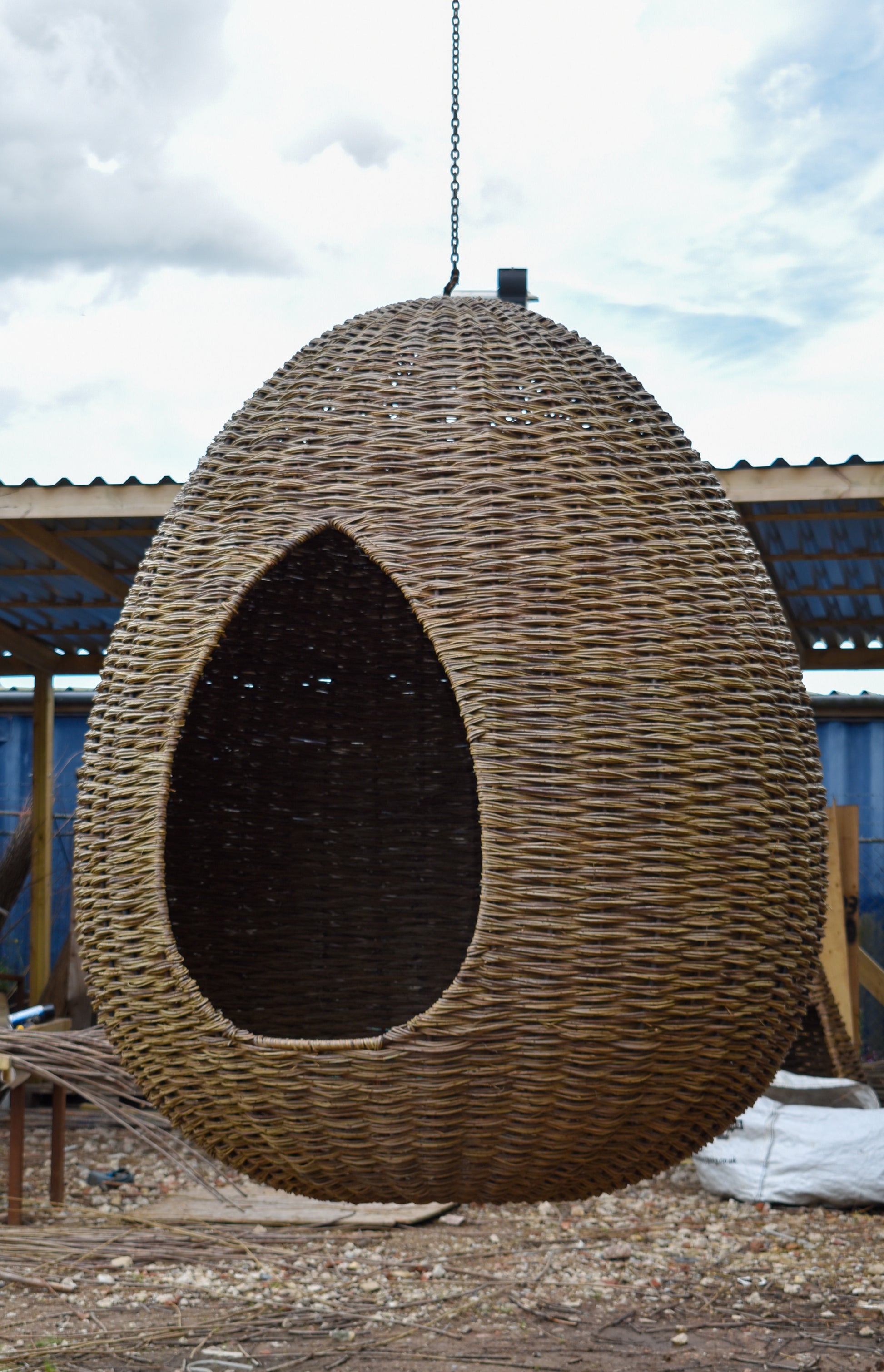 Woven Willow Freestanding Nest Pod (15065105236353)