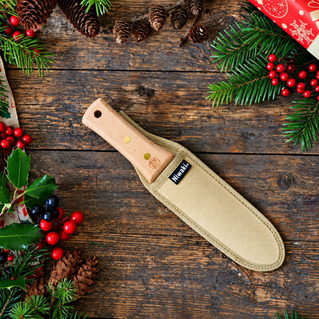 Niwaki Hori Hori Japanese Trowel & Canvas Holster