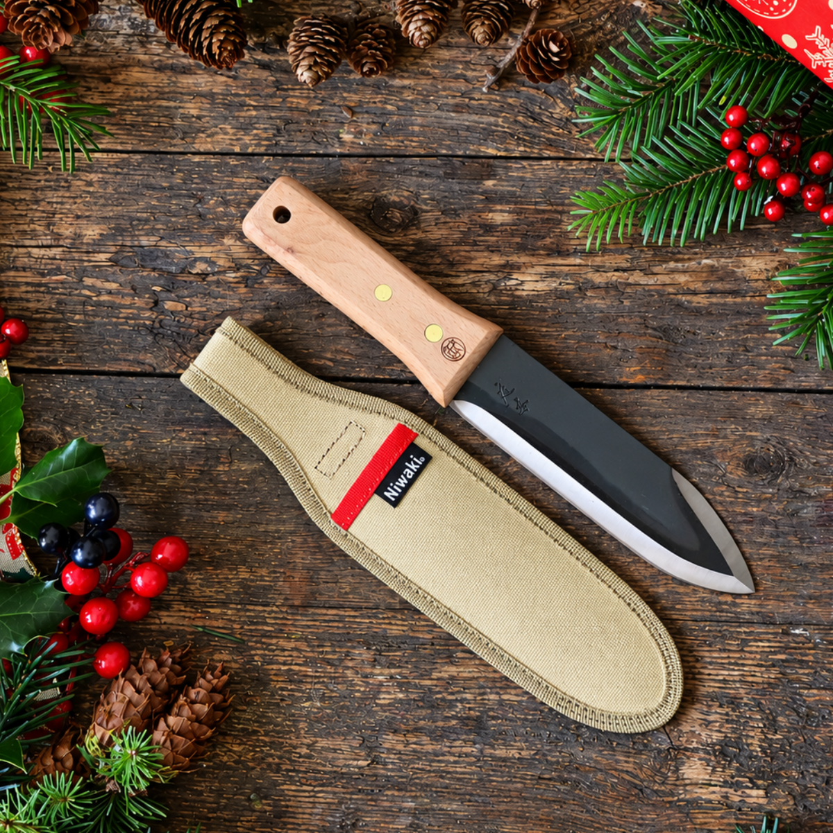 Niwaki Hori Hori Pro Japanese Trowel & Canvas Holster
