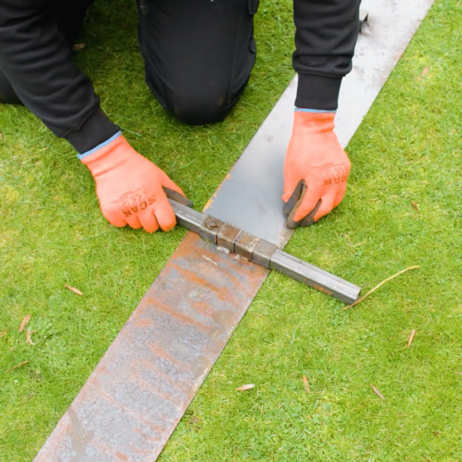 Corten steel garden edging (15000239604097) (15000587305345)