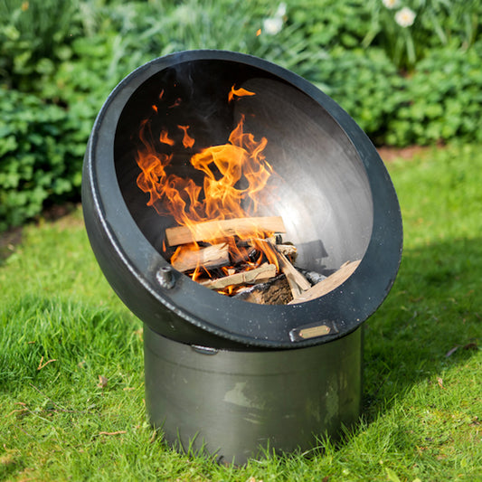 Tilted Sphere 70 with Swing Arm BBQ Rack