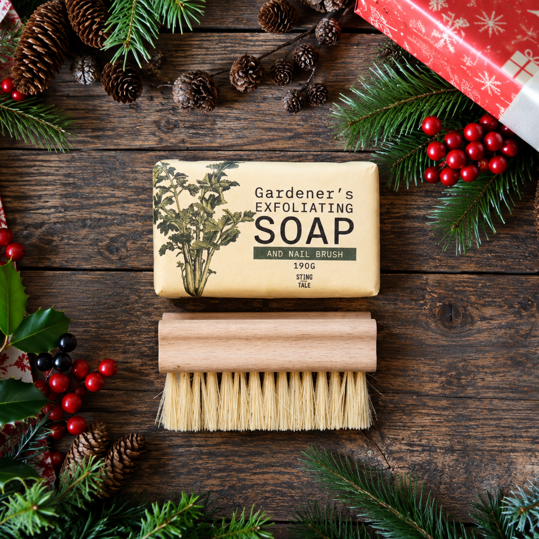 Gardener’s exfoliating soap and nail brush