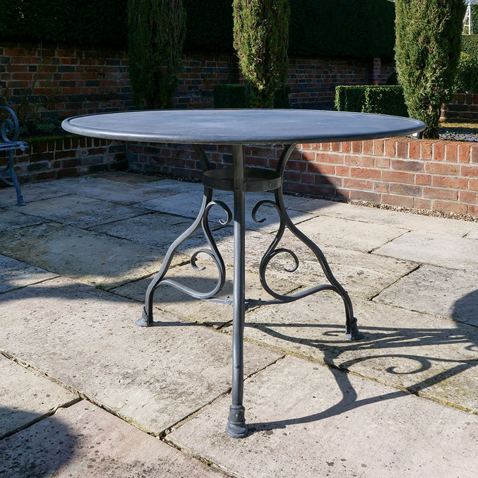 Arras Dining Table