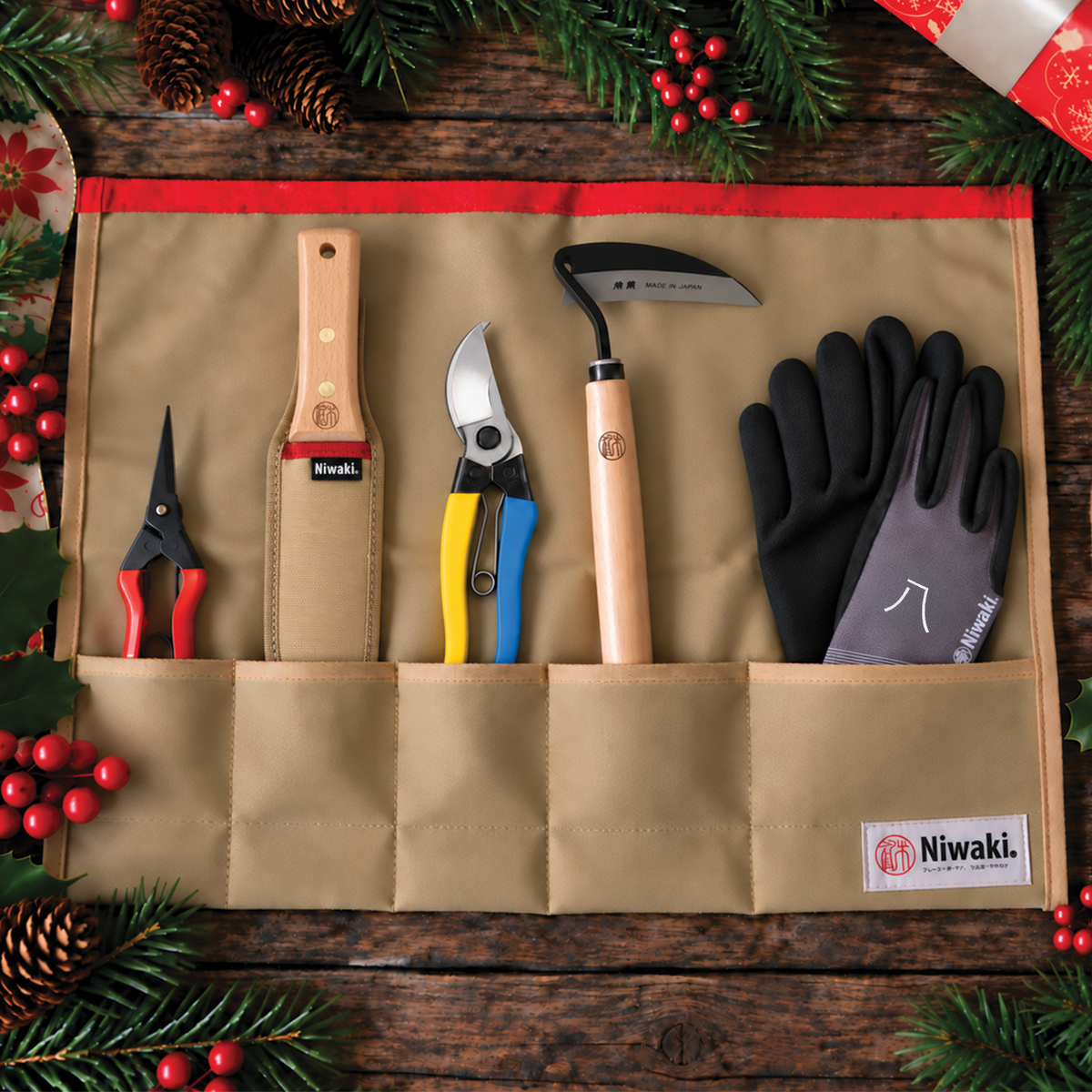 Niwaki 'Tooled Up Roll' Christmas Gift Set