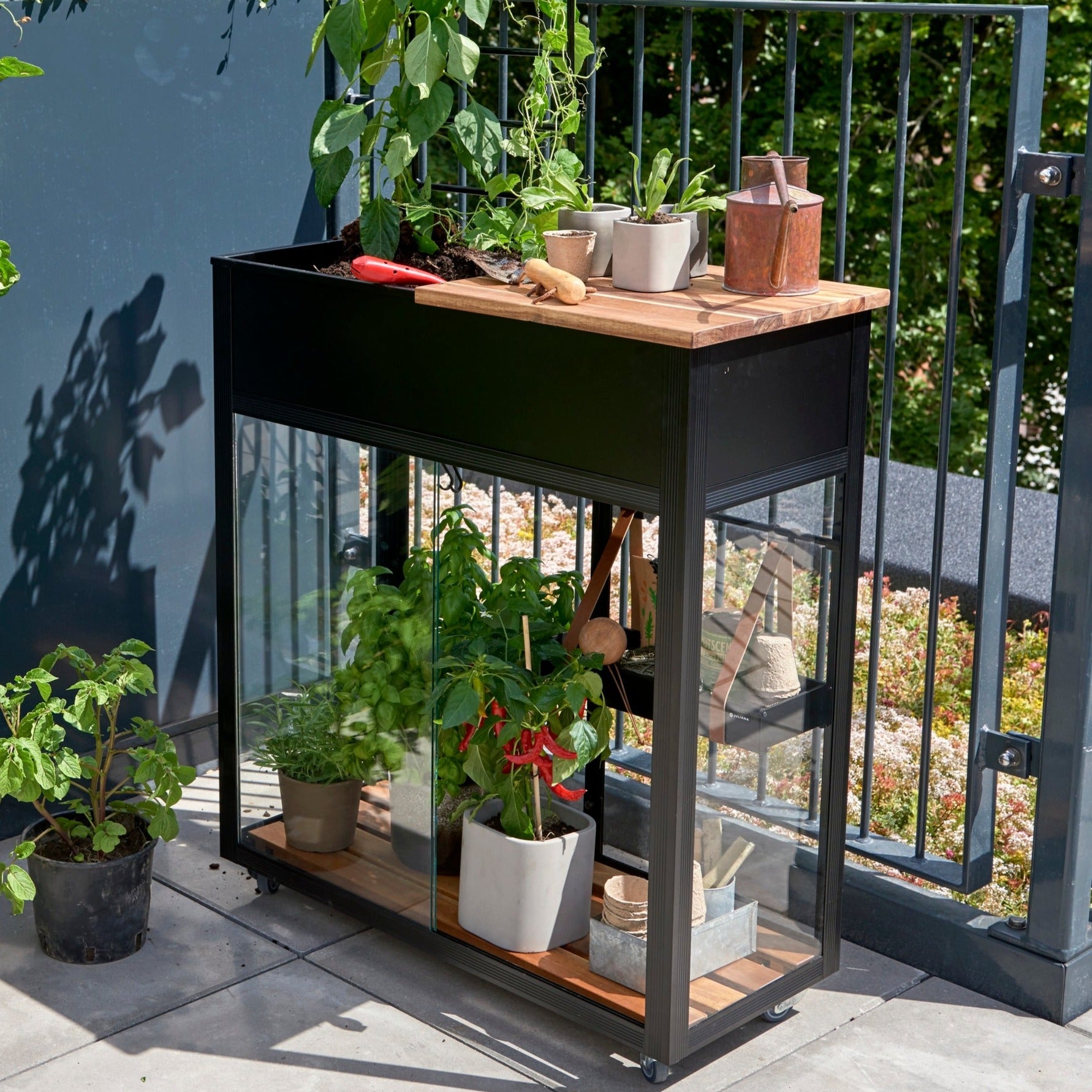 Juliana Vertical Greenhouse (3784355020860)