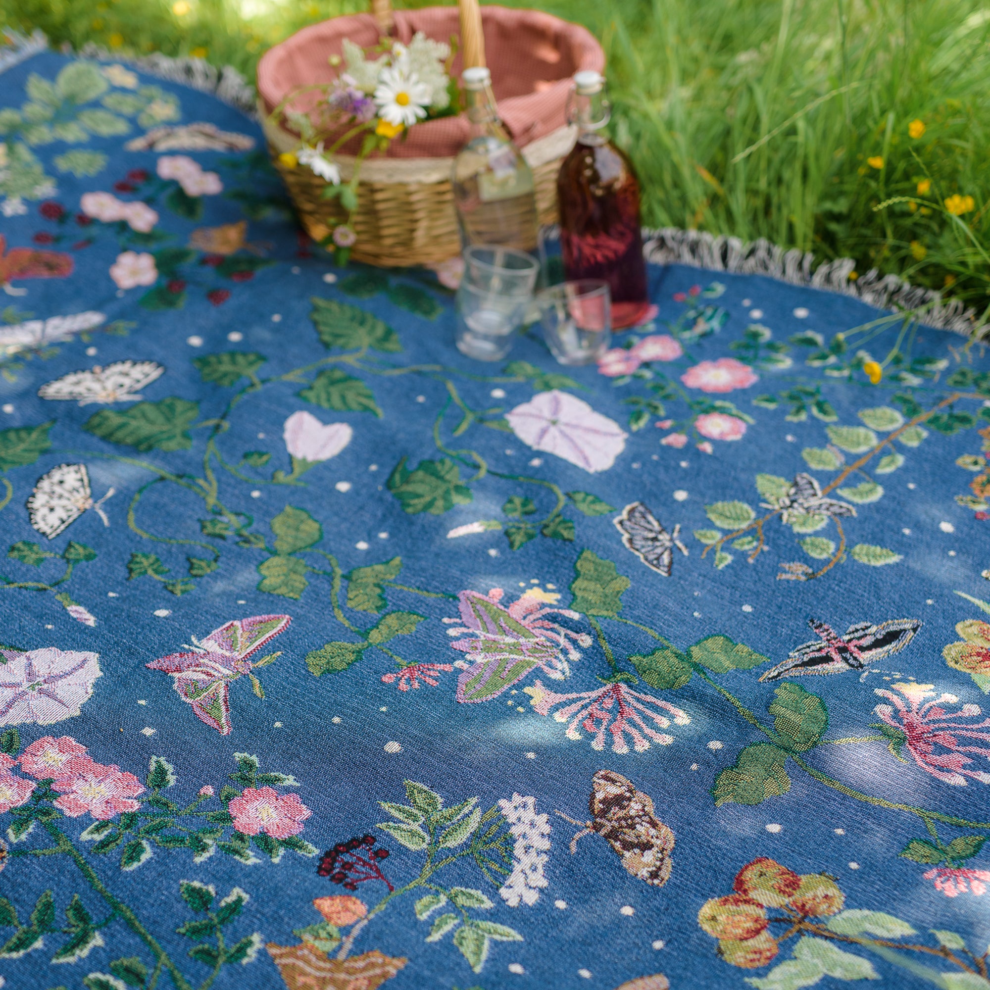 Arcana Night Garden Blanket (7549098885313)